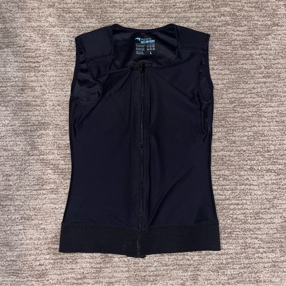 Marena Recovery Black Zip-Up Vest